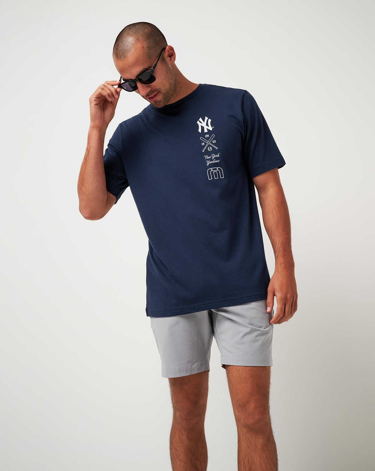 TravisMathew | New York Yankees Sunset Slam Tee - Total Eclipse