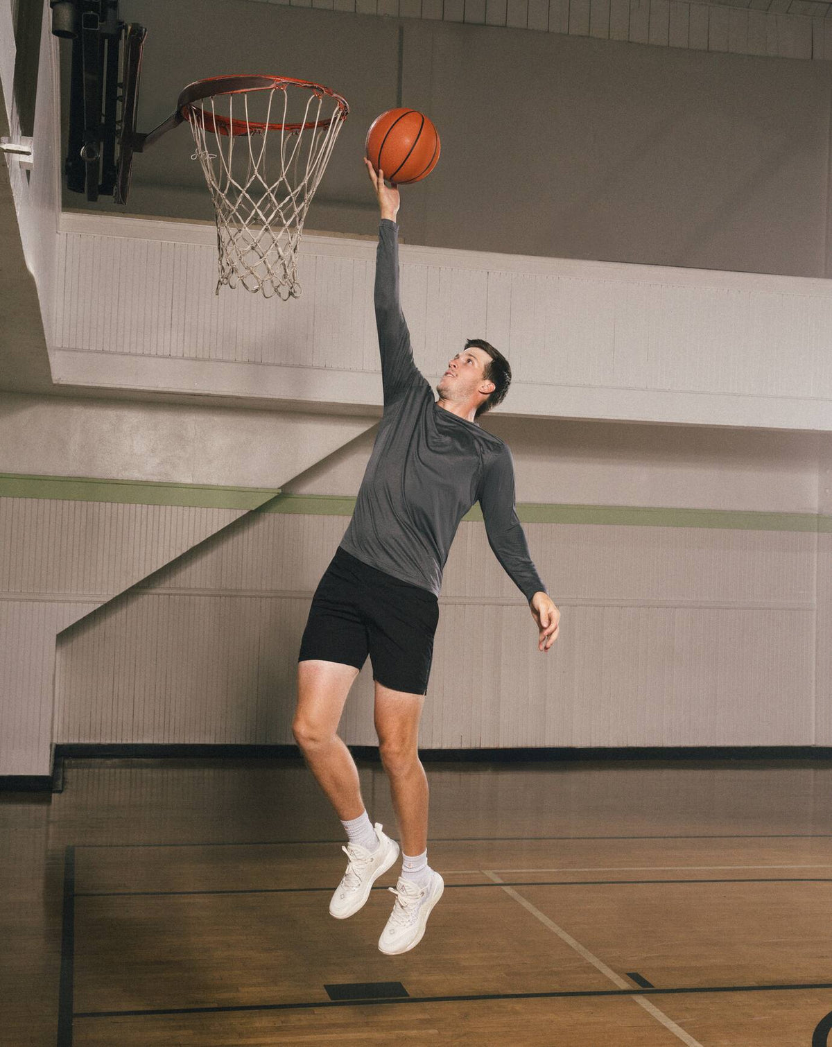 TravisMathew | Court Control Tee - Heather Dark Grey