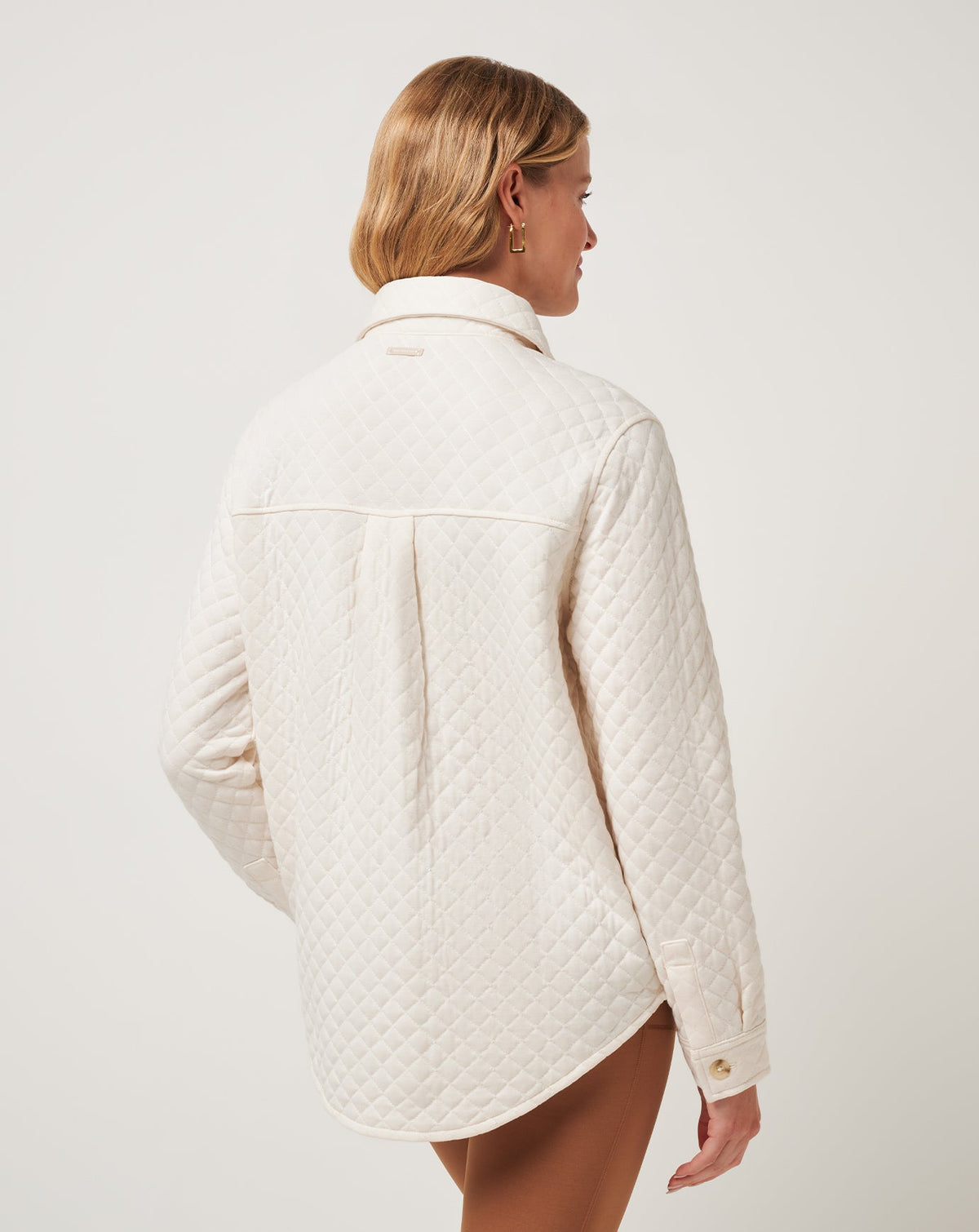 TravisMathew | Diamond Quilted Shacket - Eggnog