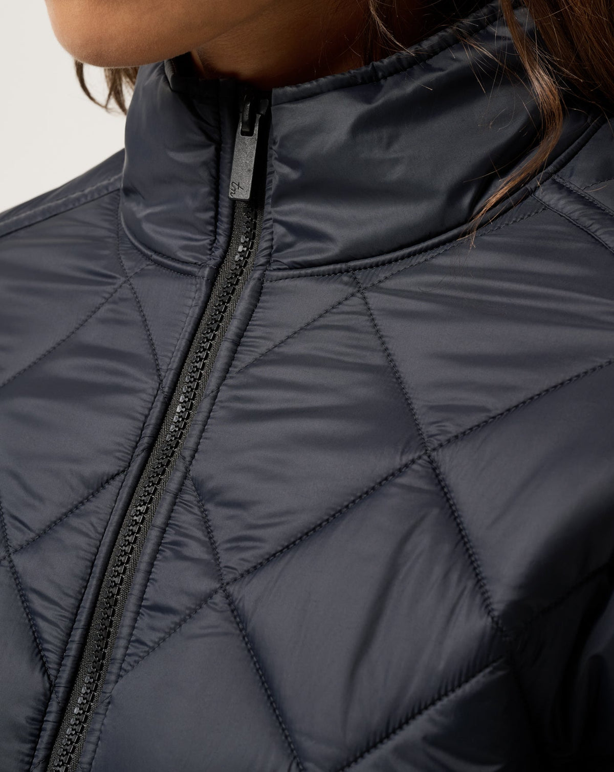 TravisMathew | Lights At Night Quilted Jacket - Obsidian