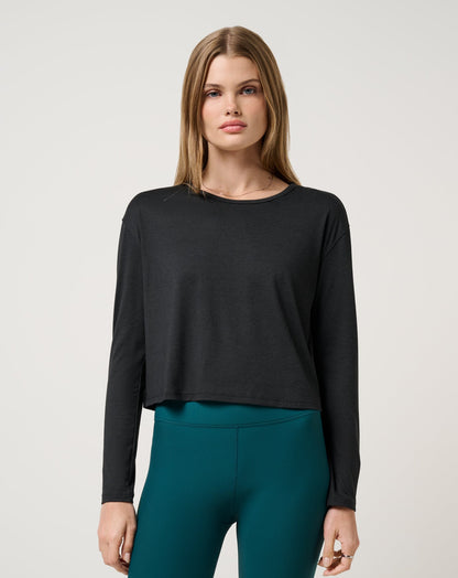 TravisMathew | Skyloft Light Celestia Top - Heather Black