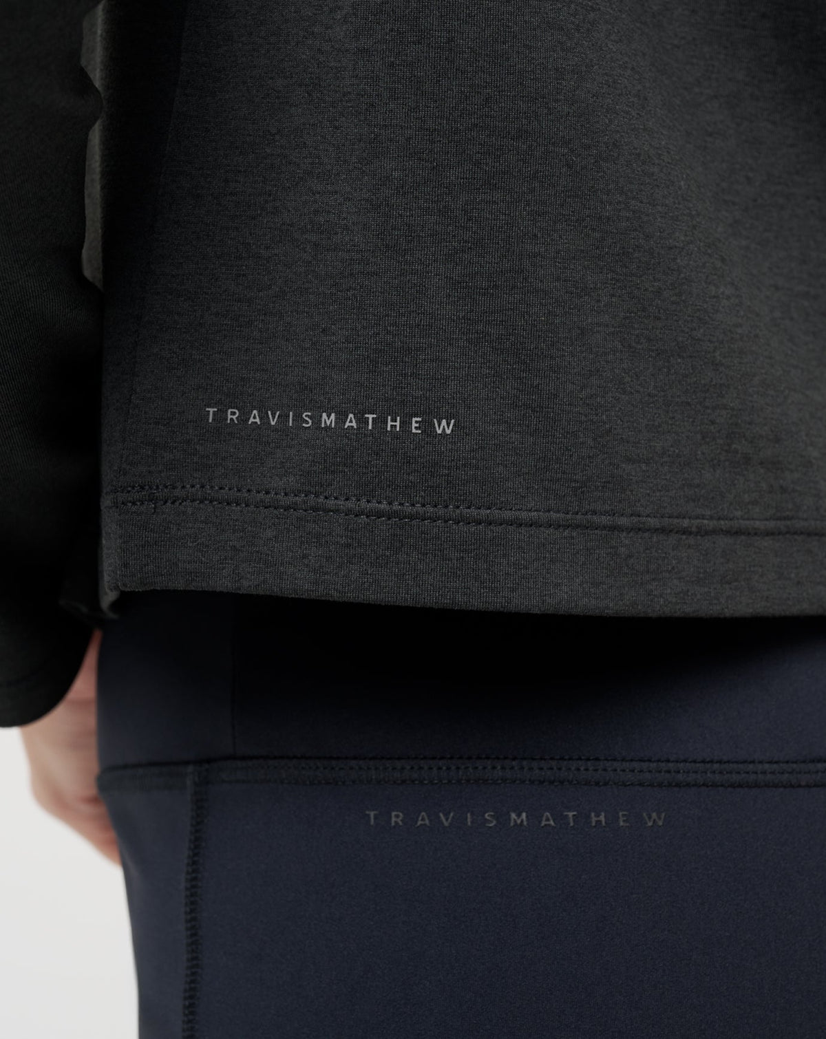 TravisMathew | Skyloft Light Celestia Top - Heather Black