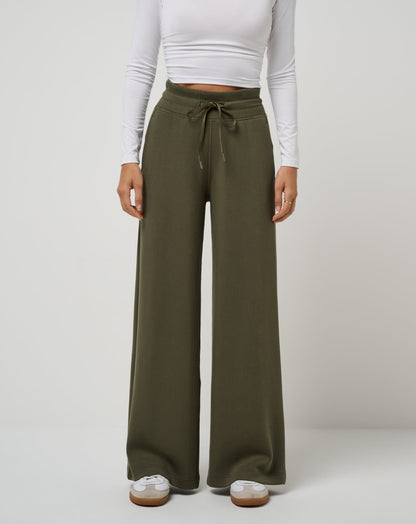TravisMathew | Skyloft Soft Wide Leg Pant - Grape Leaf