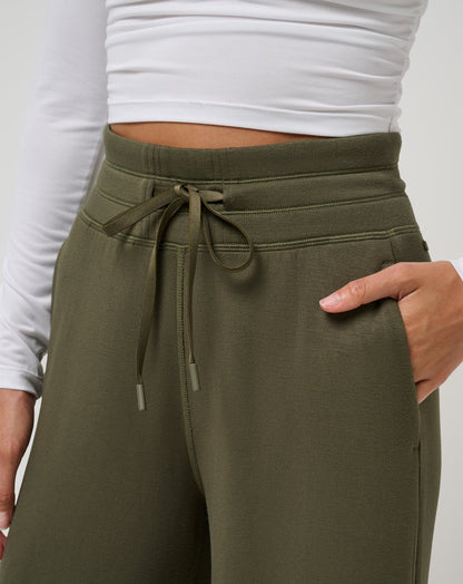 TravisMathew | Skyloft Soft Wide Leg Pant - Grape Leaf