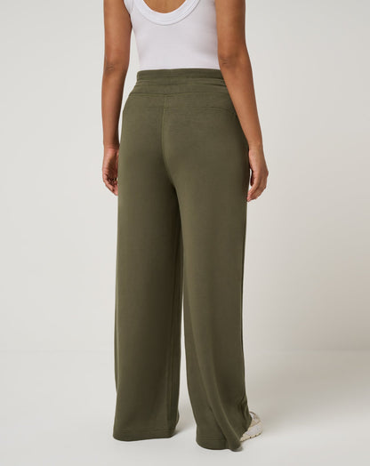 TravisMathew | Skyloft Soft Wide Leg Pant - Grape Leaf