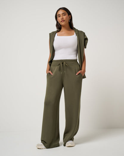 TravisMathew | Skyloft Soft Wide Leg Pant - Grape Leaf