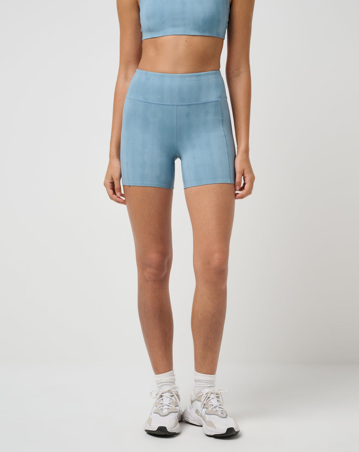 TravisMathew | Moveknit Bonded Short - Smoke Blue Multi